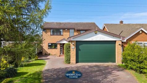 Magyar Crescent, Nuneaton