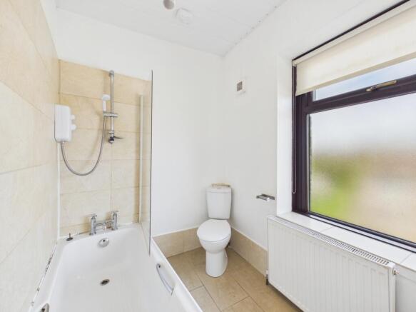 3 bed House of Multiple Occupation for sale Image 8