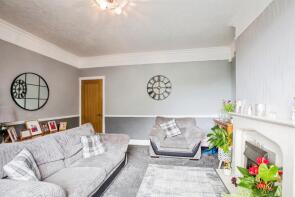 4, Field View, Keighley Road, Illingworth, Halifax HX2 8JA