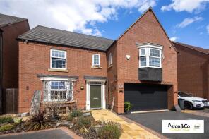 19, Cottesmore Close, Leicester LE7 2DJ
