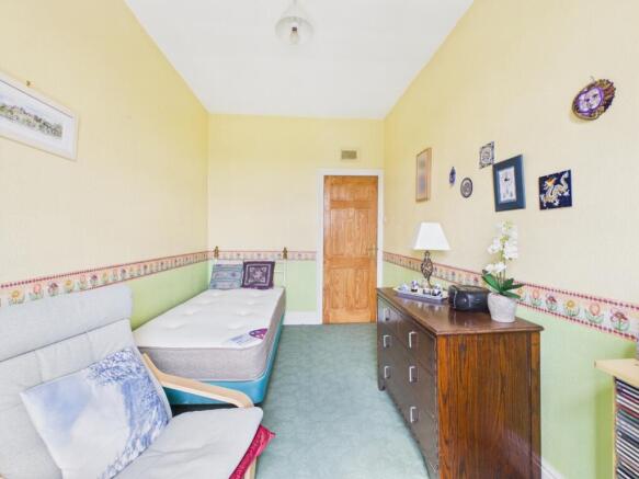 3 bed Terraced for sale Image 8