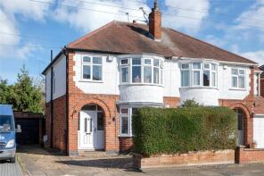33, Highgate Drive, Leicester LE2 6HJ