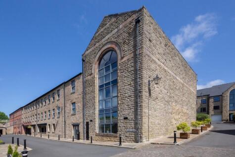 Kiers Court, Bolton, BL6