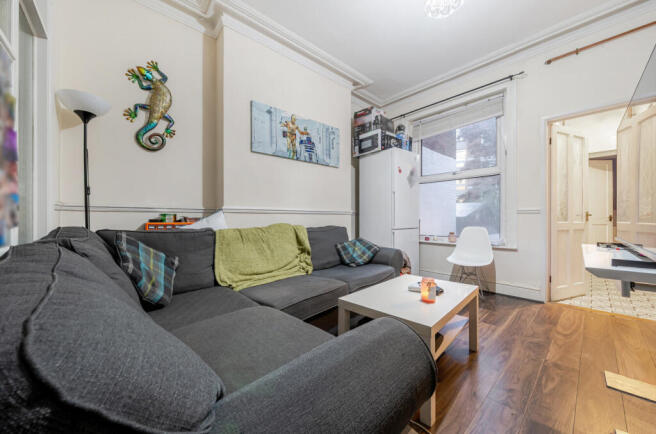 1403016-2-697cf26...