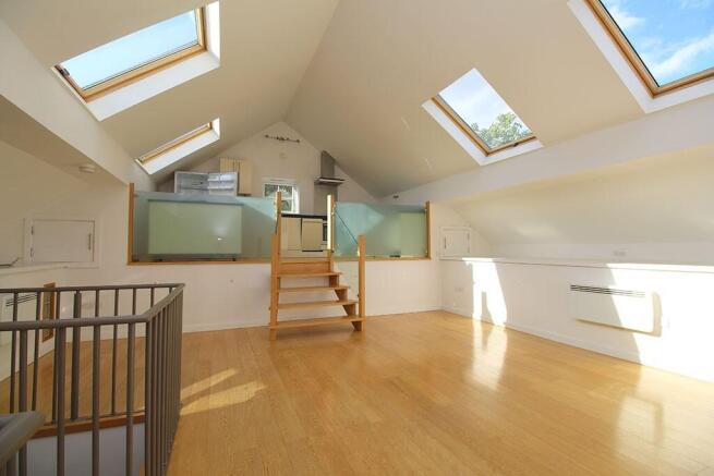 Living Area (Main)