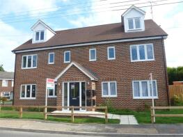 Flat 5, 17a, Cants Lane, Burgess Hill RH15 0LP