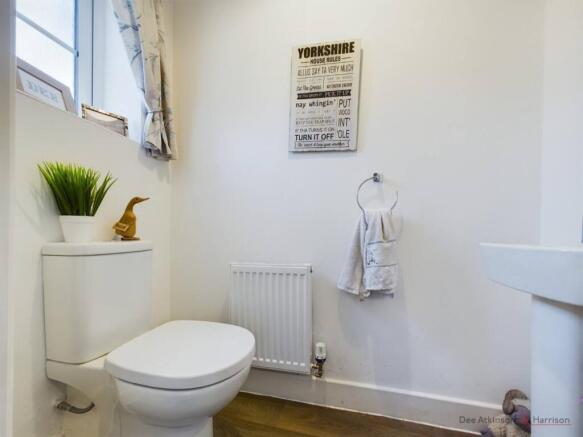 3 bed Terraced for sale Image 7