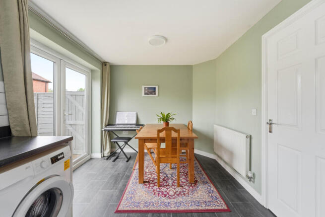 3 bed Semi-Detached for sale Image 5