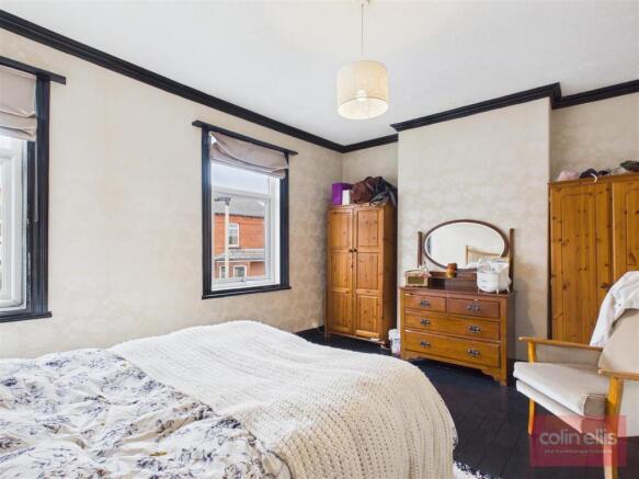 2 bed Terraced for sale Image 11