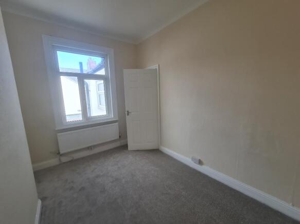 2 bed Terraced for sale Image 12