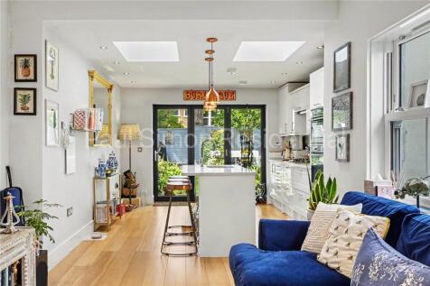 Frobisher Road, London, N8