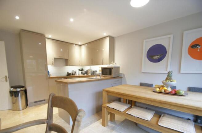 Kitchen/Breakfast Ro