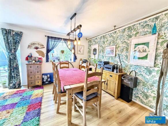 4 bed Terraced for sale Image 7