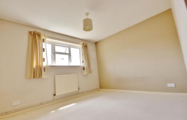 Bedroom 2 (Double)