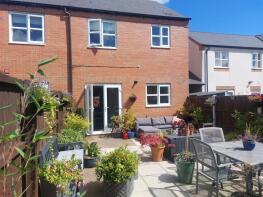 5, Dickins Meadow, Shrewsbury SY4 5FD