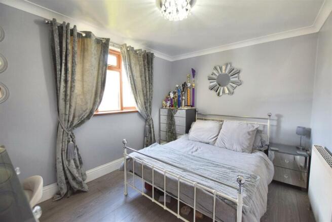 Ground Floor Bedroom (B3)