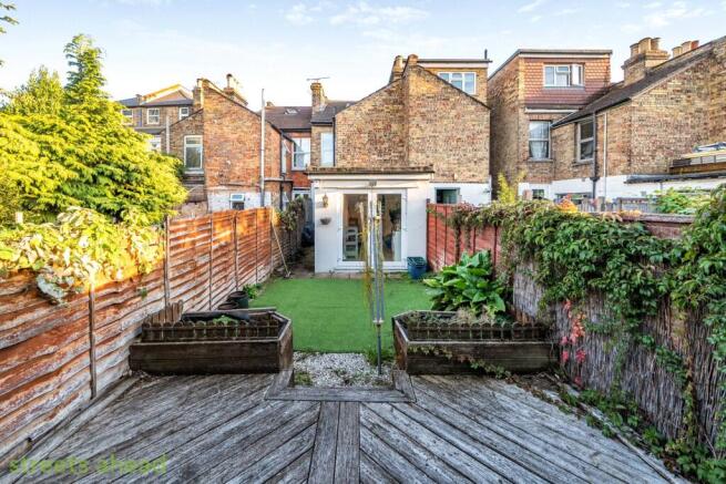 e0bf5ae3-ab13-49a...