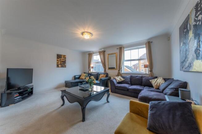 22 Huntsfield Road-017.JPG