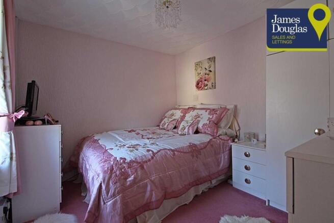 Bedroom 2.JPG