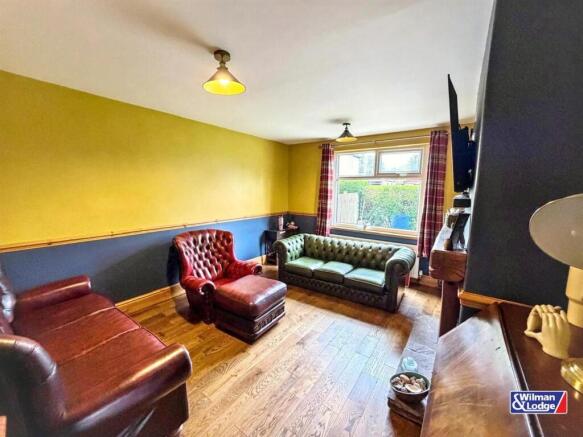 3 bed Semi-Detached for sale Image 5