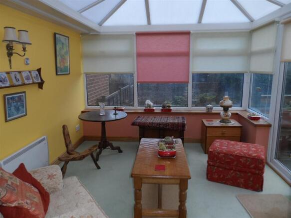 37 Oaktree Avenue, S