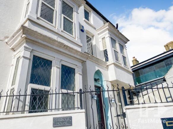 2 bed Semi-Detached for sale Image 12
