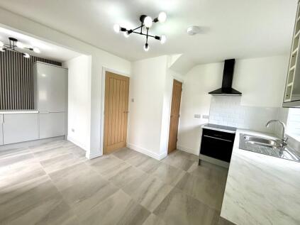 Long Lane, Harden, BD16