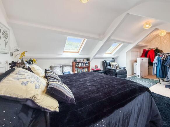 Bedroom 4/Loft Room