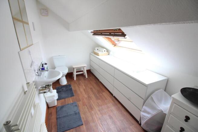 Shower En Suite