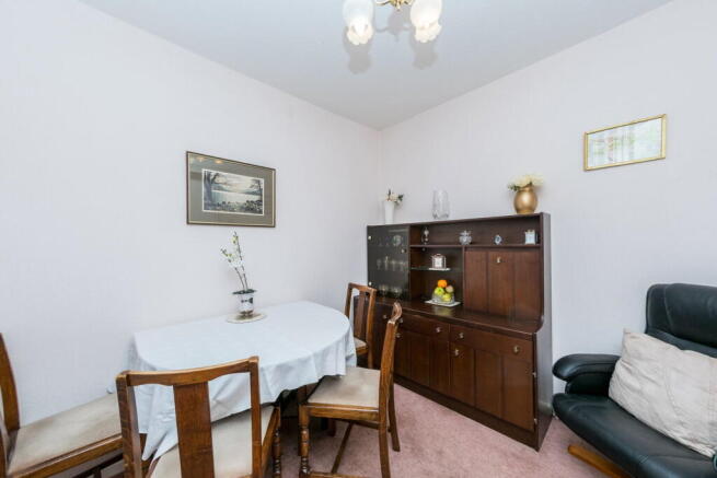 2 bed Semi-Detached Bungalow for sale Image 10