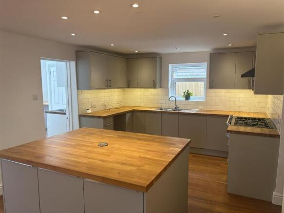 Kitchen/Family Room