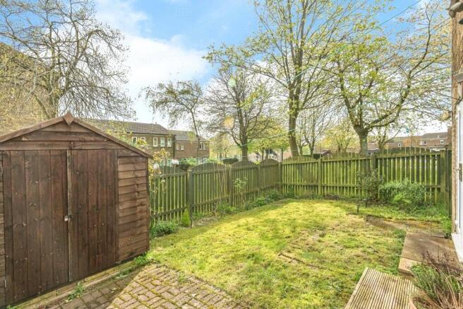 3 bed Terraced for sale Image 11