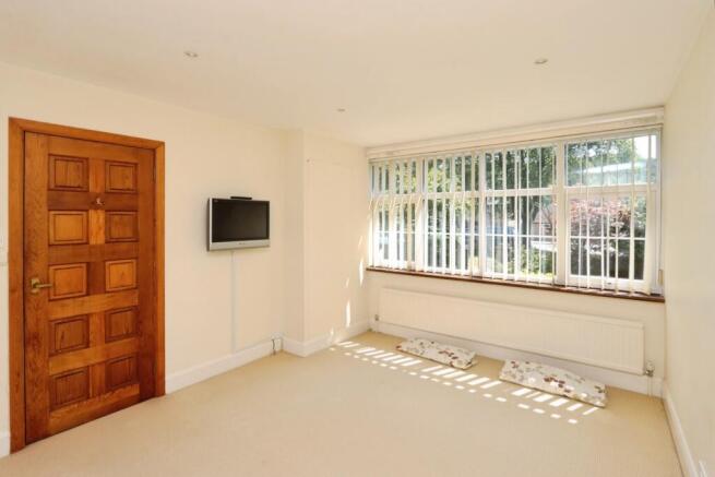 3 bed Bungalow for sale Image 10