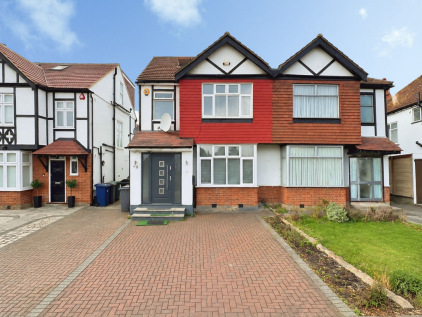 Sefton Avenue, London, NW7