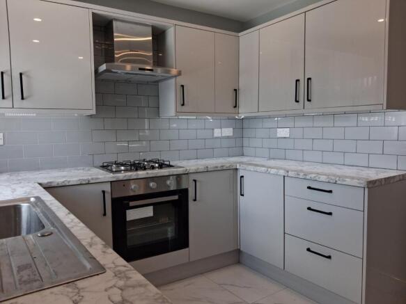 5 bed Terraced for sale Image 10