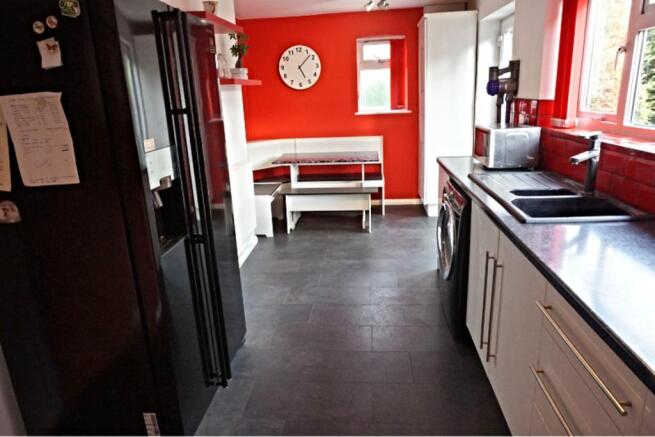 Kitchen/Dining Room