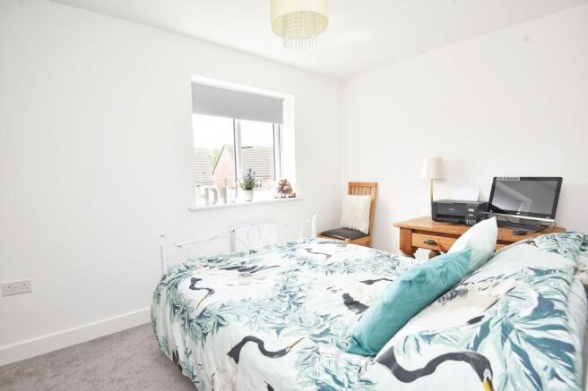 4 bed Detached for sale Image 8