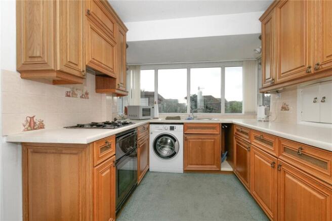 3 bed Semi-Detached for sale Image 4
