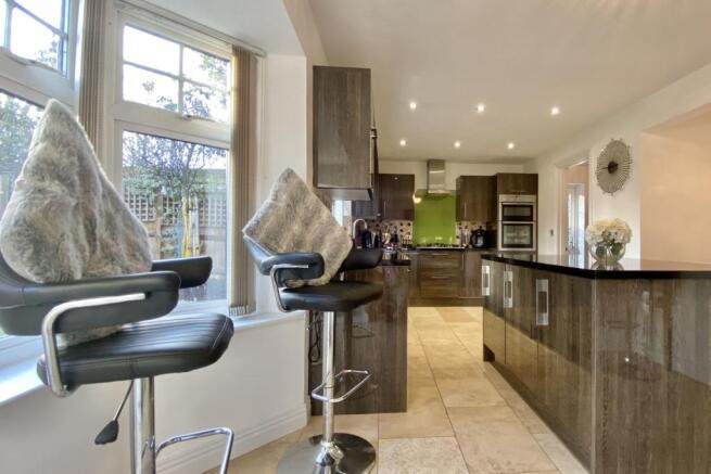 Kitchen/breakfast