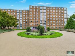 515, Milton Mount, Milton Mount Avenue, Pound Hill, Crawley RH10 3DY