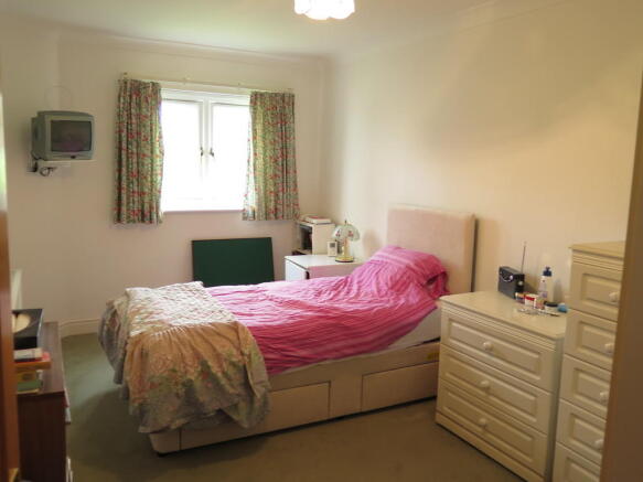 Photo 8