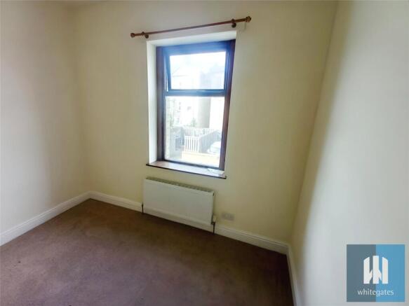 2 bed Terraced to rent Image 7