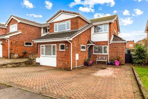 8, Manor Brook Close, Leicester LE9 4BR