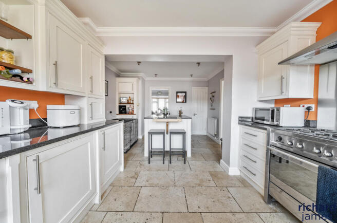 Boness Road, Wroughton, Swindon, SN4 photo 4