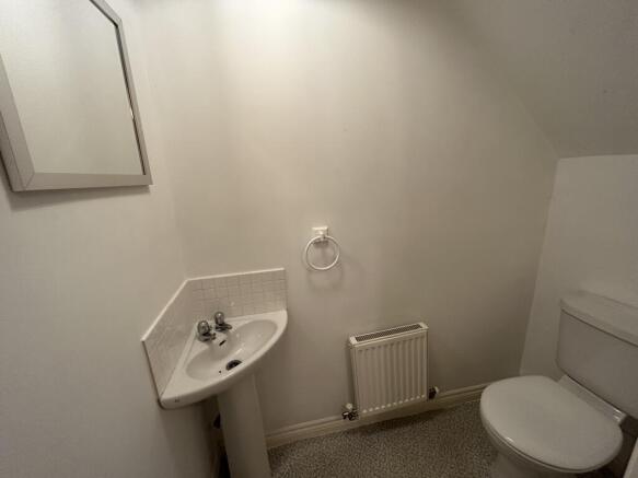 Cloakroom/wc