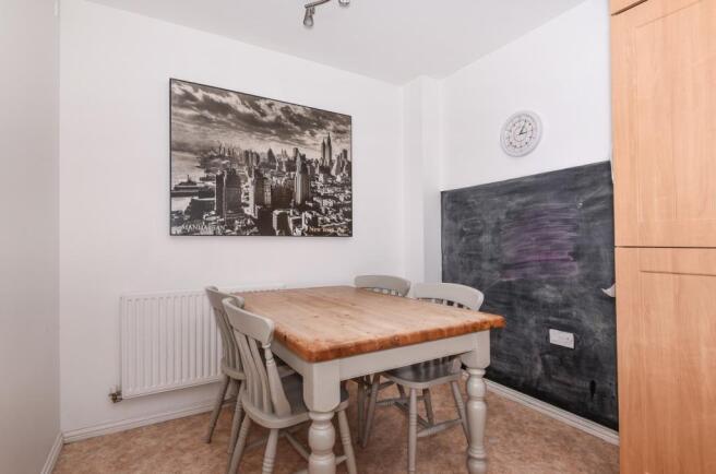 7 Caspian Close