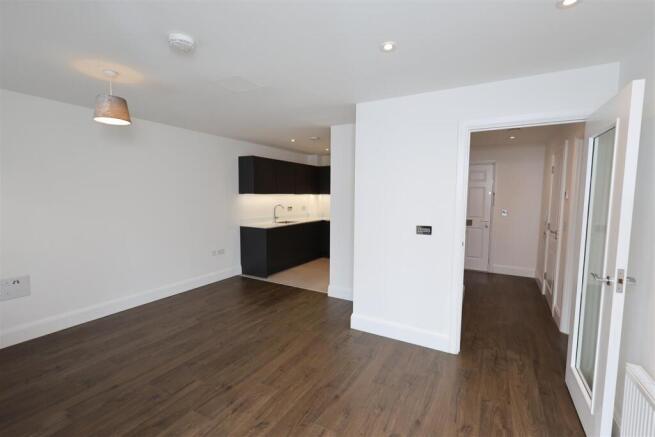 KITCHEN / RECEPTION