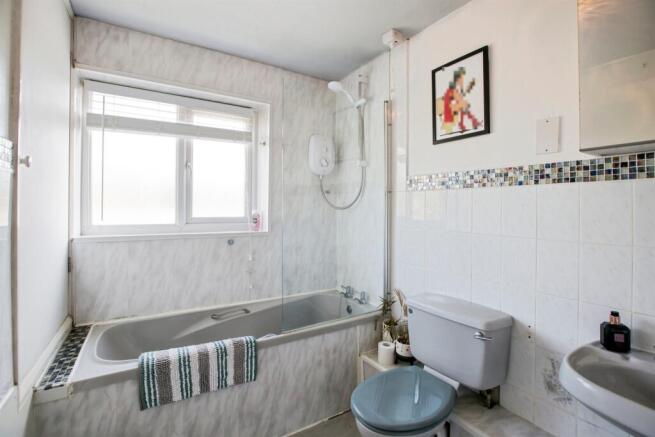2 bed Semi-Detached for sale Image 12