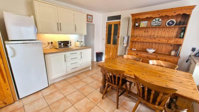 Kitchen / Breakfast Room