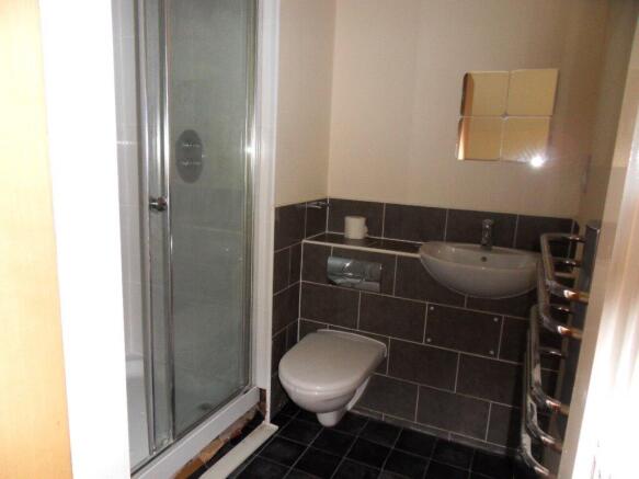 2 bed Apartment to rent Image 7